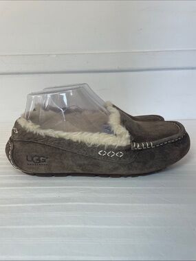 UGG Ansley suede shearling lined slippers women’s size 6